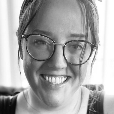 annathompson1823 - Freelance Designer