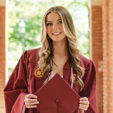 Phoebe N. - Freelance Freelance Digital Illustrator