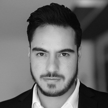 Armando G. - Freelance Brand Designer