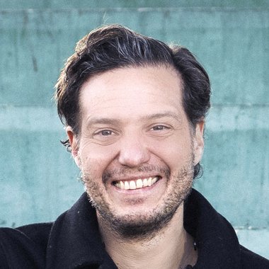 Guillaume L. - Freelance AI Prompt Engineer