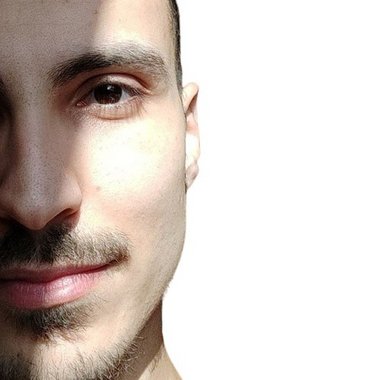 Samuel R. - Freelance Digital Marketer