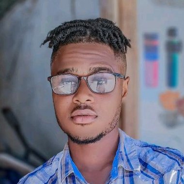 Moses B. - Freelance Graphic Designer