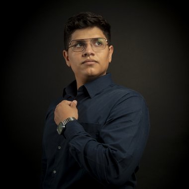 Rogelio G. - Freelance Motion Graphic Designer