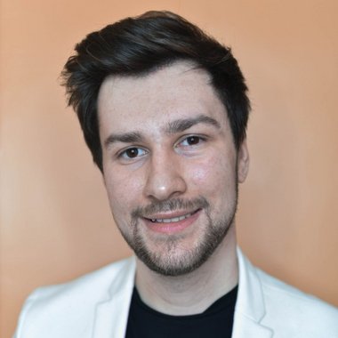 Daniel P. - Freelance Web Developer