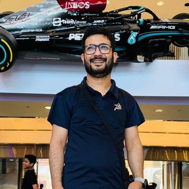 Umer F. - Freelance Developer