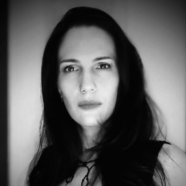 Lux R. - Freelance Set Designer