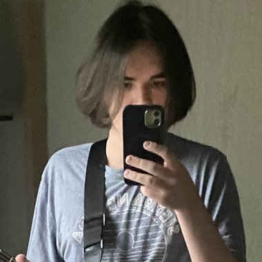 Brennan L. - Freelance Music Producer
