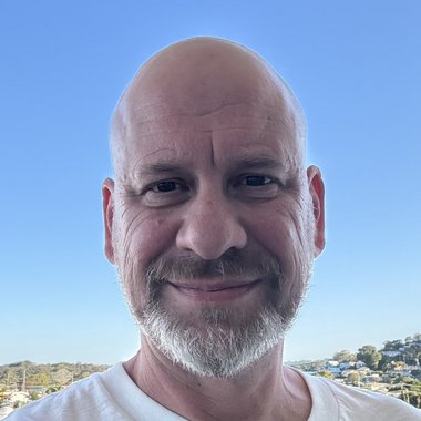 Warren B. - Freelance Instructional Designer