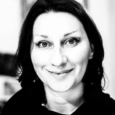 Iryna S. - Freelance Presentation Designer