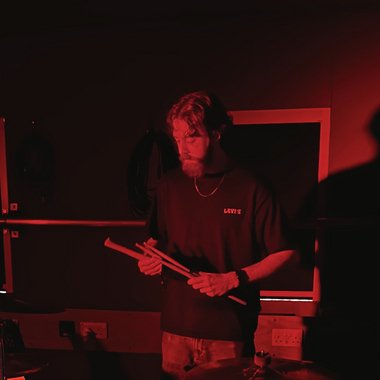 Owen J. - Freelance Band Member