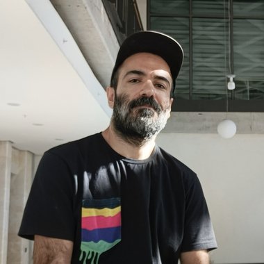 Gökhan Y. - Freelance Logo Designer