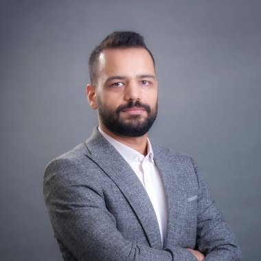 Hamid D. - Freelance Web Developer