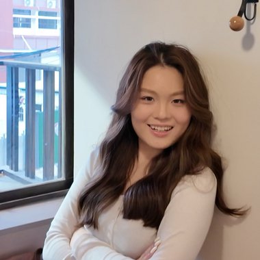 Nancy Y. - Freelance Content Creator