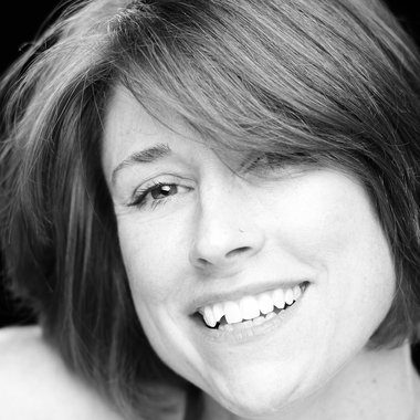 Stephanie H. - Freelance Graphic Designer