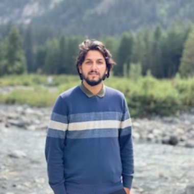 qazi r. - Freelance Copywriter
