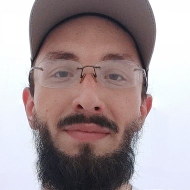 Eduard F. - Freelance Mixing Engineer