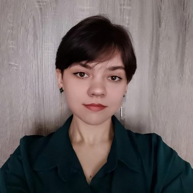 Yevheniia U. - Freelance Illustrator