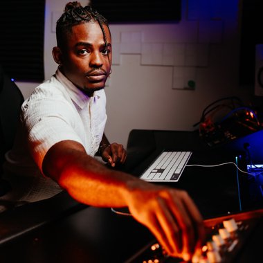 Kenneth C. - Freelance Studio Manager