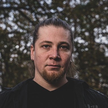 Alexander V. - Freelance Music Producer