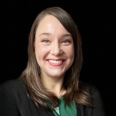 JEANETTE S. - Freelance Presentation Designer