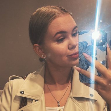 Kristiina R. - Freelance Voiceover Artist