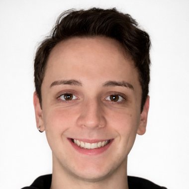 Roberto C. - Freelance Developer