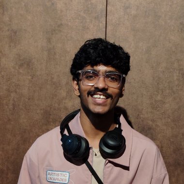 Raunak Y. - Freelance Web Designer