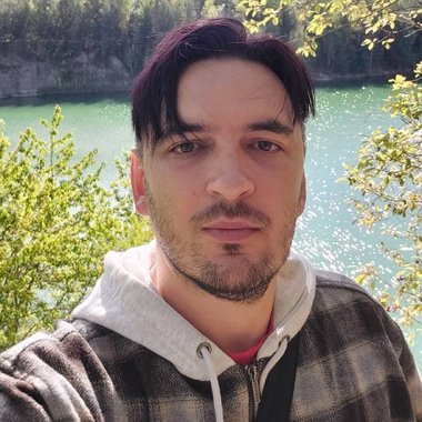 Viktor K. - Freelance Web Developer