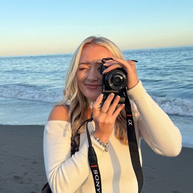 Sian M. - Freelance Video Editor