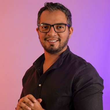 Eduardo C. - Freelance Video Editor