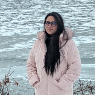 Syeda L. - Freelance Designer