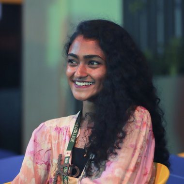 KANMANI k. - Freelance Graphic Designer