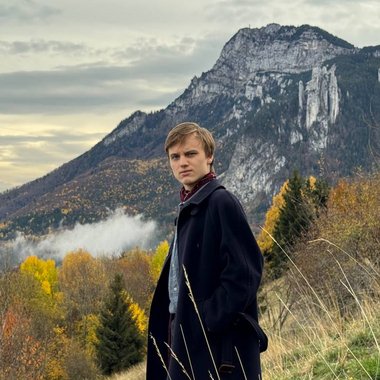 Oleh S. - Freelance Illustrator