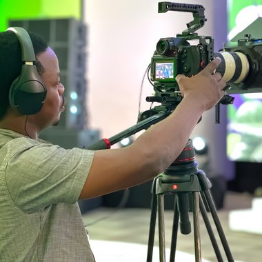 mikekibs - Freelance Videographer