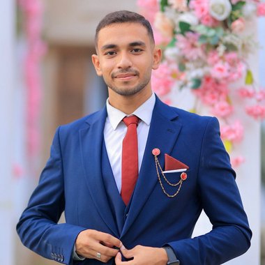 Salah E. - Freelance Web Designer