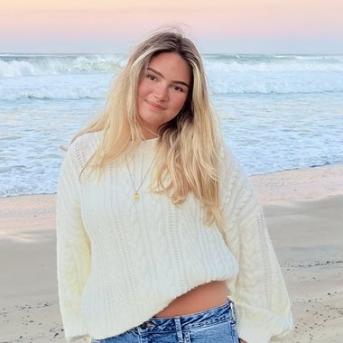 Maia - Freelance Songwriter