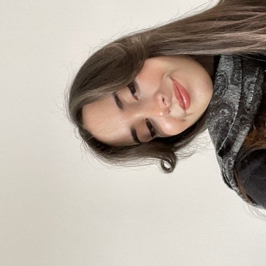 Maeve A. - Freelance Graphic Designer