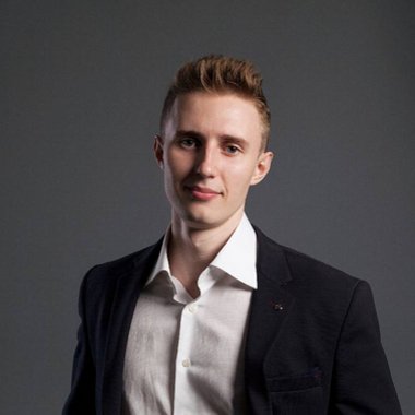 Mykola G. - Freelance Designer