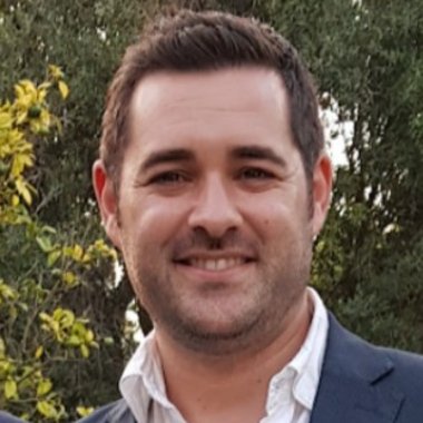 Tiago A. - Freelance Data Analyst