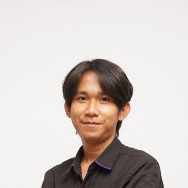 Aris B. - Freelance Web Developer