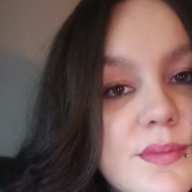 Kayleigh T. - Freelance Writer