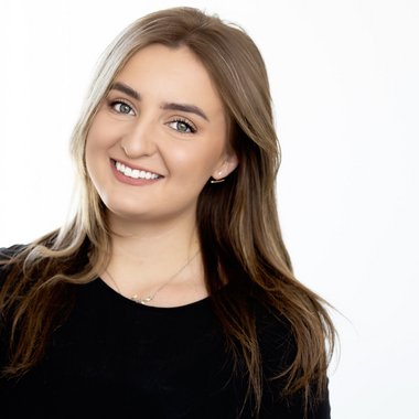 Hadley T. - Freelance Digital Marketer