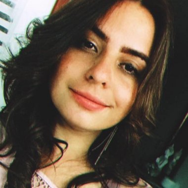 Luz S. - Freelance Digital Marketer