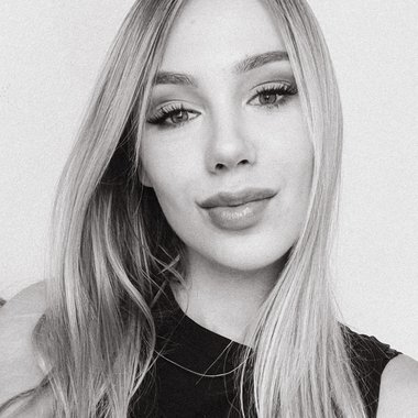 Monica T. - Freelance Content Creator