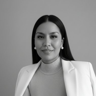 Maria B. - Freelance Presentation Designer