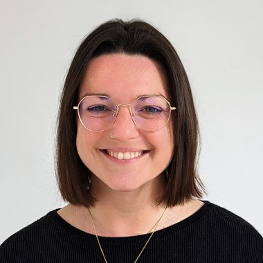 Emilia V. - Freelance Digital Marketer