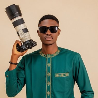 ISHMAEL H. - Freelance Photographer
