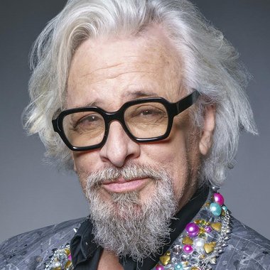 Jaymz B. - Freelance Presenter