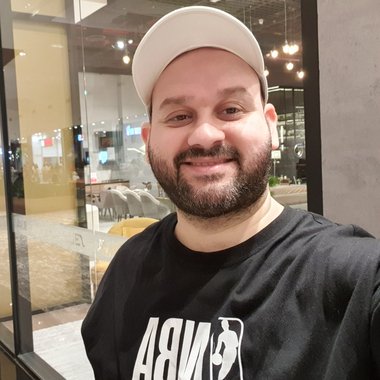 MOHAMED B. - Freelance Interior Designer