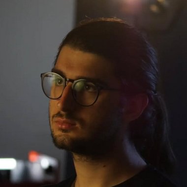 Chesi S. - Freelance Video Editor